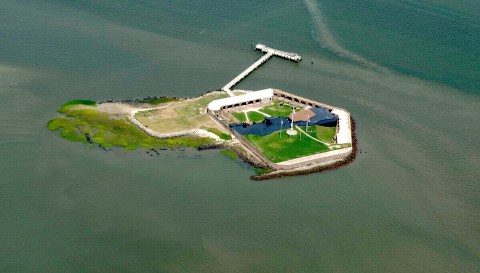 The Story Behind This Historic South Carolina Fort Will Fascinate You