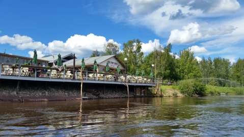 These 11 Amazing Alaska Restaurants Are Loaded With Local History