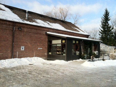 The Massachusetts Bakery In The Middle Of Nowhere That's One Of The Best On Earth