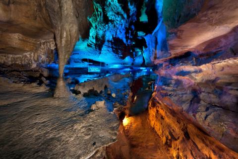 The Magical Underground Waterfall In Tennessee You Have To Visit