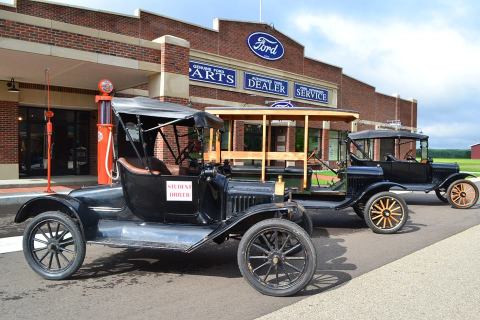 The Country's Largest Car Museum Is Right Here In Michigan And You'll Want To Visit