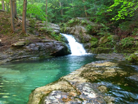 The Sapphire Natural Pool In Maine That's Devastatingly Gorgeous