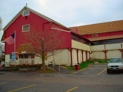 This Antique Theme Park In Illinois Will Make You Long For The Good Old Days