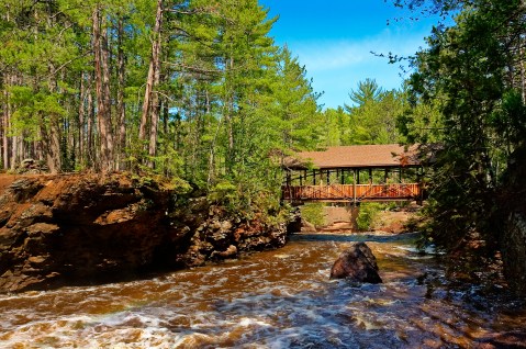 The Place In Wisconsin That Makes You Feel Like You’ve Stepped Through A Magical Wardrobe