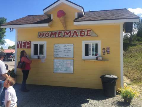 The Tiny Shop In Montana That Serves Homemade Ice Cream To Die For