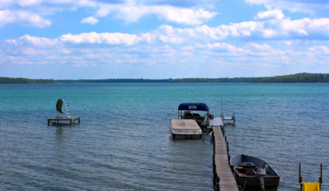 The Sapphire Lake In Minnesota That's Devastatingly Gorgeous