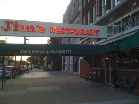 The Timeless West Virginia Restaurant Everyone Needs To Visit At Least Once