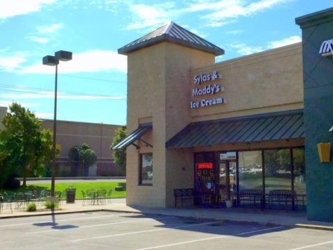 The Tiny Shop In Kansas That Serves Homemade Ice Cream To Die For