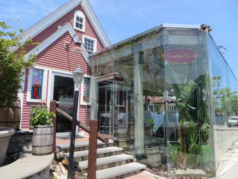 11 Restaurants In Massachusetts To Get Ethnic Food That'll Culture Your Taste Buds