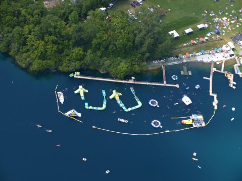 The Incredible Spring-Fed Lake In Pennsylvania You Absolutely Need To Visit