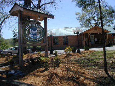 The Beautiful Restaurant Tucked Away In An Arkansas  Forest Most People Don’t Know About