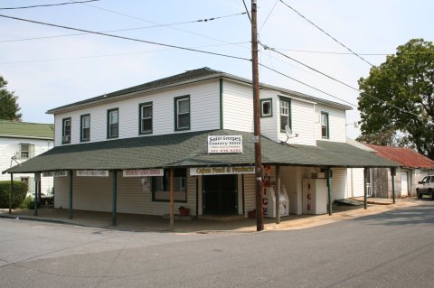 This Charming General Store In Delaware Is Hiding An Incredible Secret