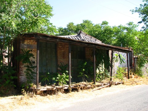 This Entire Neighborhood Near Northern California Was Mysteriously Abandoned And Nobody Knows Why