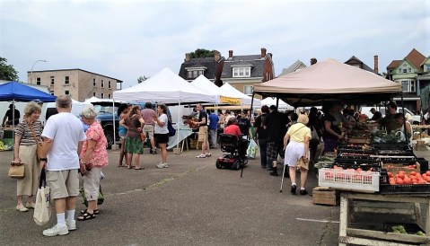 These 7 Incredible Farmers Markets In Pittsburgh Are A Must Visit