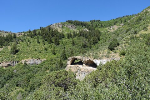 You'll Never Forget A Hike To This Utah Cave