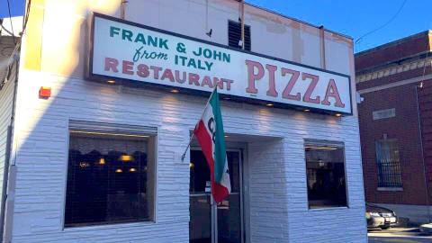 This Restaurant In Rhode Island Doesn't Look Like Much - But The Food Is Amazing