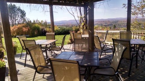 This Charming Restaurant In The Heart Of Farm Country Is A Vermont Dream