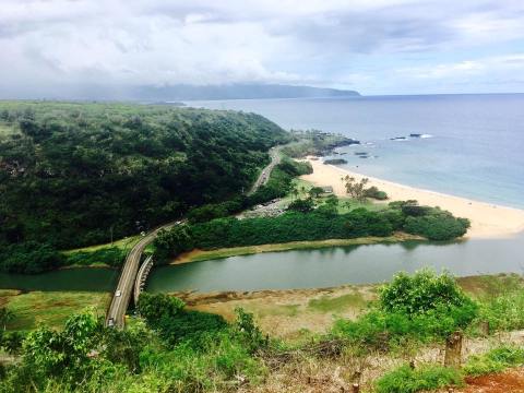 17 Incredible Spots In Hawaii Where You'll Find Infinite Views