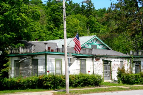 Not Many People Know The Story Behind New York's Forgotten Bath Town