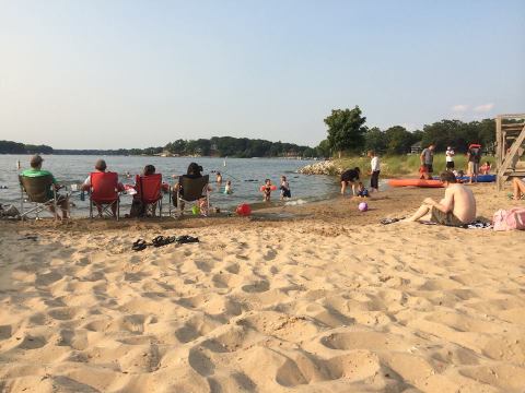 The Incredible Spring-Fed Lake In Michigan You Absolutely Need To Visit