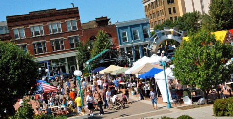 Everyone In North Dakota Must Visit This Epic Farmers Market At Least Once