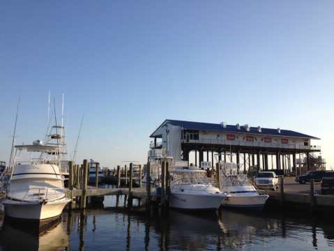 These 10 Beachfront Restaurants In Mississippi Are Out Of This World