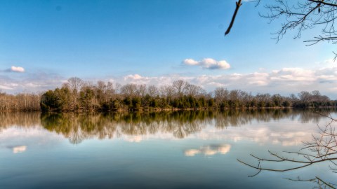 This Lakeside Campground In Tennessee Will Be Your New Favorite Destination