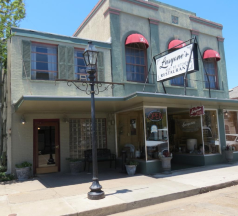 This Restaurant In Small Town Louisiana Serves The Best Meat Pies