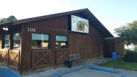 This Charming Restaurant In The Heart Of Cajun Country Is A Louisiana Dream