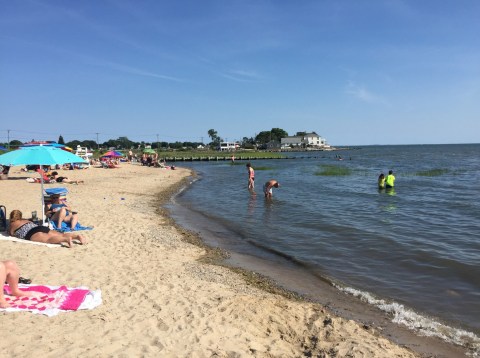 The One Beach In Connecticut That You Absolutely Must Visit At Low Tide