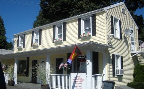 The Tiny Shop In Connecticut That Serves Homemade Ice Cream To Die For