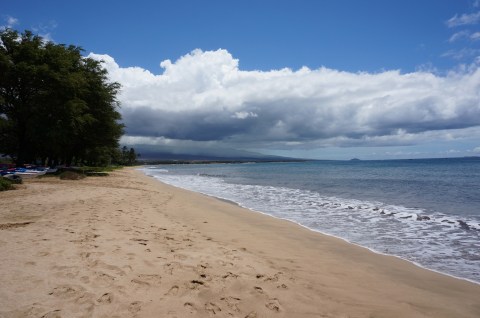 10 Little Known Swimming Spots In Hawaii That Will Make Your Summer Awesome