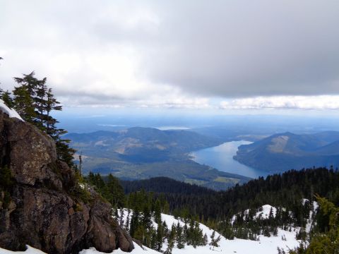 The Hiking Trail Hiding In Washington That Will Transport You To Another World