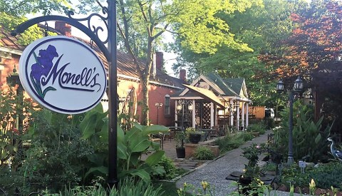 10 Family Kitchens Around Nashville That Serve Meals To Die For