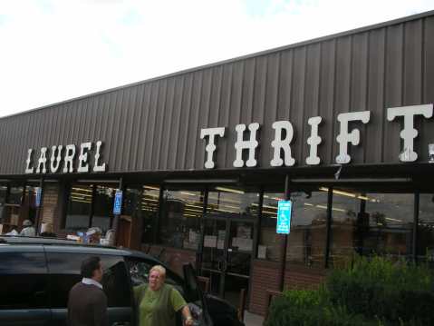 If You Live In Maryland, You Must Visit This Unbelievable Thrift Store At Least Once