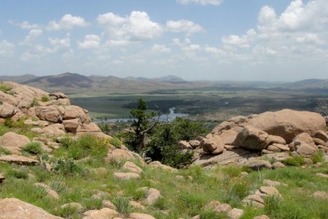 The Hiking Trail Hiding In Oklahoma That Will Transport You To Another World