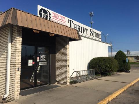 If You Live In North Dakota, You Must Visit This Unbelievable Thrift Store At Least Once