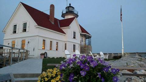 This Is The Most Unique Hotel In Maine And You’ll Definitely Want To Visit