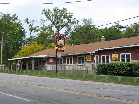 Everyone Goes Nuts For The Hamburgers At This Nostalgic Eatery In Michigan