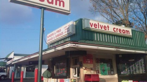 This Legendary Ice Cream Joint In Mississippi Is A Must-Visit