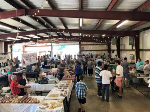 Everyone In Louisiana Must Visit This Epic Farmers Market At Least Once