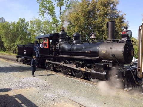 You’ll Absolutely Love A Ride On This Majestic Mountain Train Near San Francisco This Summer