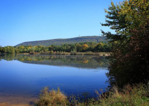 10 Amazing Connecticut Hikes Under 3 Miles You'll Absolutely Love