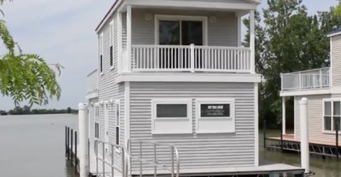 These Floating Cabins In Ohio Are The Ultimate Place To Stay Overnight This Summer