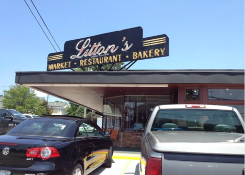 Everyone Goes Nuts For The Hamburgers At This Nostalgic Eatery In Tennessee