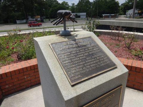 This Roadside Attraction In Alabama Is The Most Unique Thing You've Ever Seen