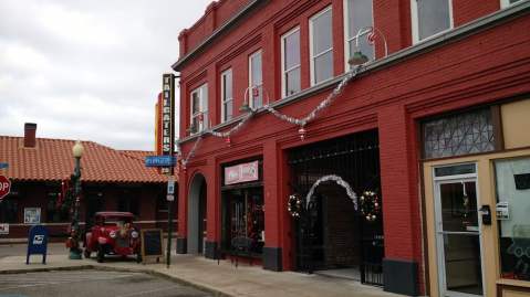 There’s A Small Town In Arkansas Known For Its Truly Epic Burgers