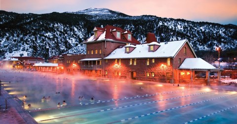 The World's Largest Hot Springs Pool Is Right Here In Colorado And You Need To Visit