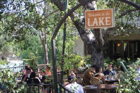 The Waterfront Restaurant In Southern California That Is Pure Magic