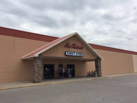 If You Live In Colorado, You Must Visit This Unbelievable Thrift Store At Least Once